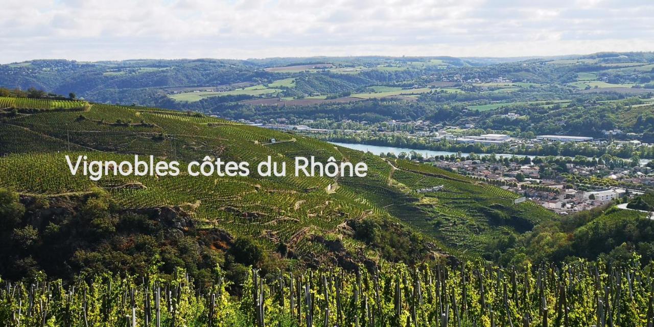 Comme A La Maison Clonas-sur-Vareze Esterno foto